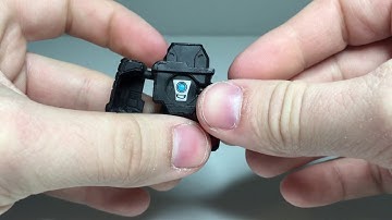 BotBots Series 1 S.A. CHEEZ Review