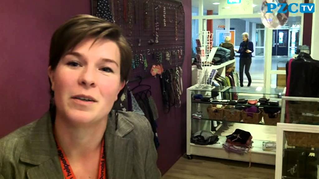 Kledingbeurs bij Kledingbank Zeeland