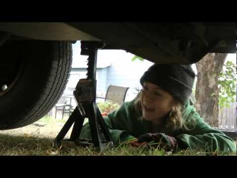 Brake Pads and Rotor Replacement - Chevy Astro GMC Safari - So easy a kid could do it!