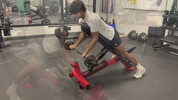 E-Z Bar Spider Curls - How To workout | With the WeStrive App