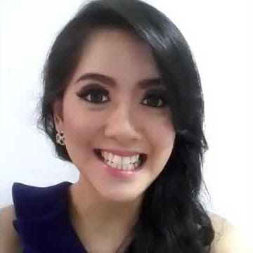 Putri viola : presenter cantik,seksi Dan smart  kabar arena