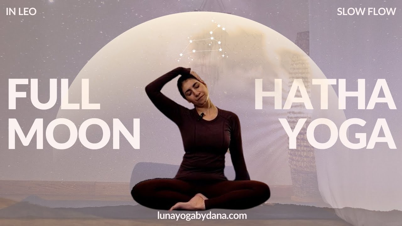 Full Moon Yoga in Leo | 30-Min Flow to Awaken Inner Light - YouTube