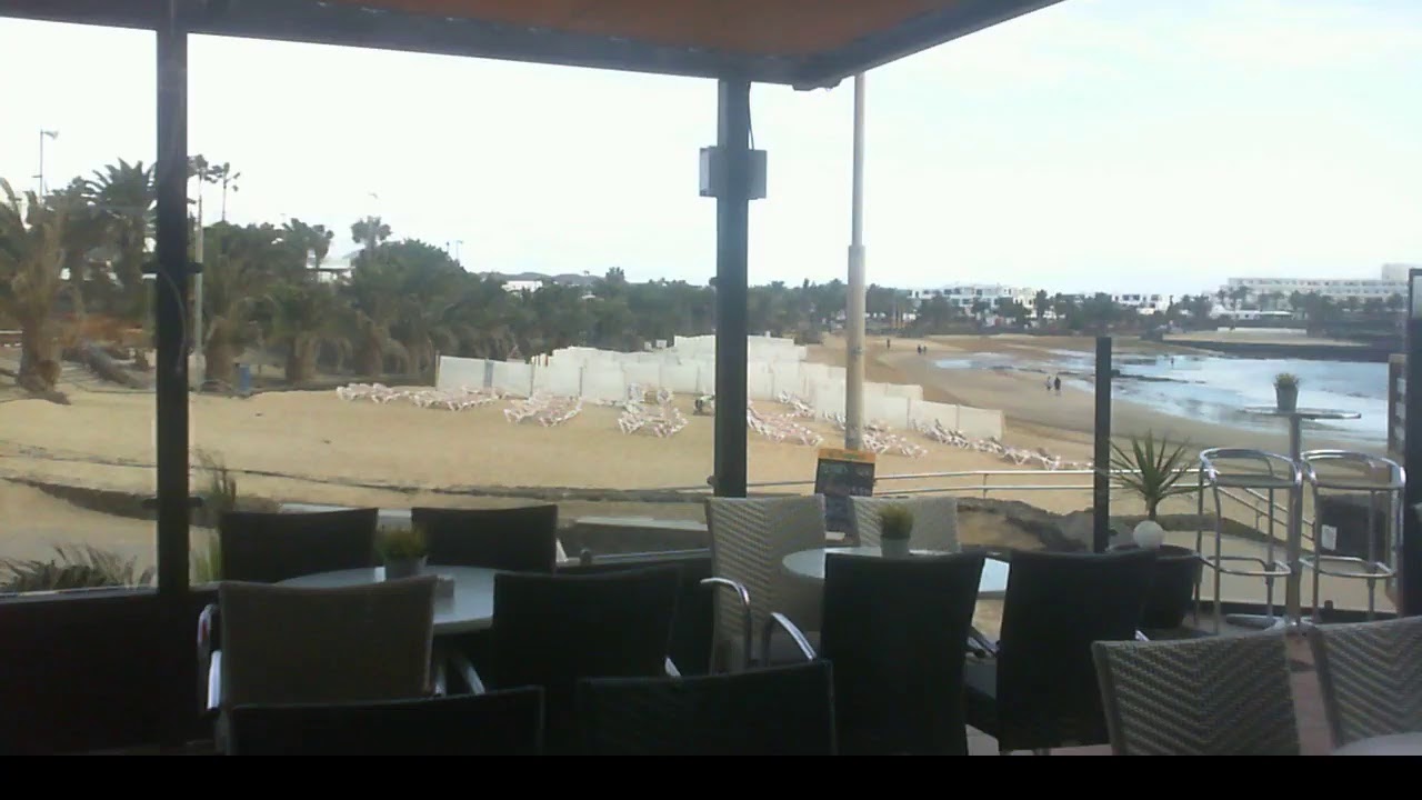 WEB CAM DAL VIVO @ Spiaggia Playa Las Cucharas sull’isola di Lanzarote – Canarie