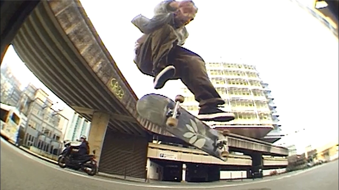 Magenta HEADQUARTERS - Chapter 1/3 - Vivien Feil, Jereme Jones, Ruben Spelta & Leo Valls