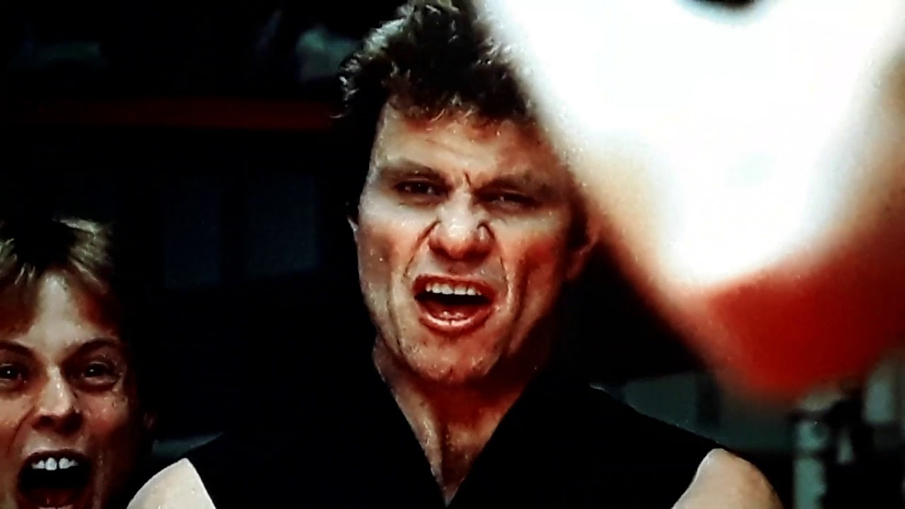 Cobra Kai Temporada 1 Episodio 1