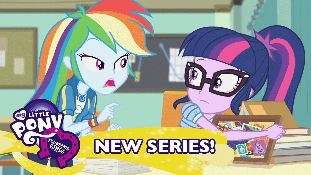 MLP: Equestria Girls Latino América - 'Último día de colegio' 📚 rainbow dash hair