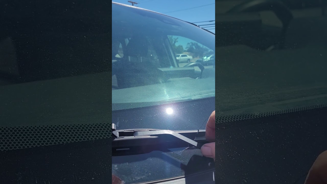 2019-2023 Toyota RAV4 LE - Replace Wiper Blades