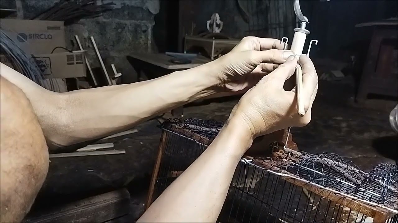 Part 2 pemasangan pijakan + tiang gantungan sangkar pikat model sangkar sekat..