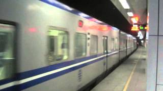 1191次區間車松山站停車