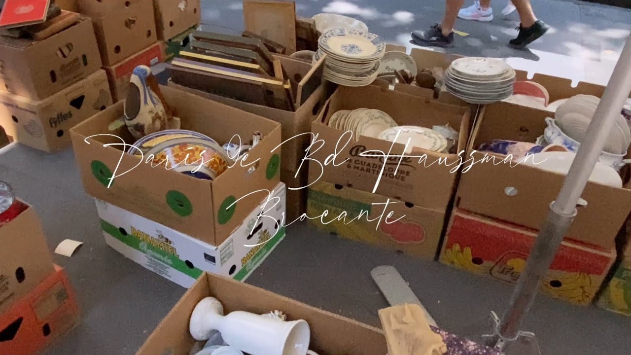 パリ9区、オスマン通りの蚤の市で掘り出し物を見つけましょう❣️