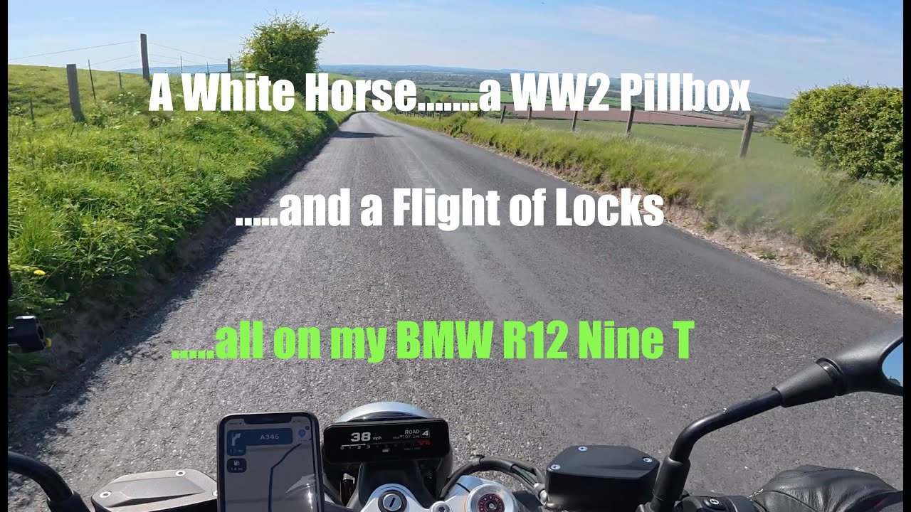 A White Horse, a WW2 Pillbox and a Flight of Locks....It's like a History Lesson!