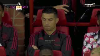 Ronaldo unhappy on the utd bench