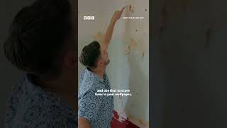 This decorating hack is GENIUS 🤯 #SortYourLifeOut #iPlayer #StaceySolomon #HomeHacks #Cleaning