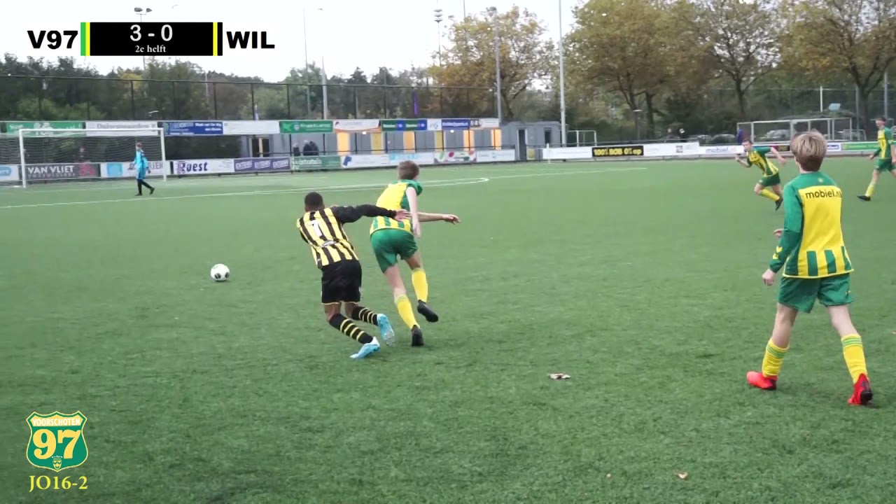 Voorschoten '97 JO16-2 - Wilhelmus JO16-4