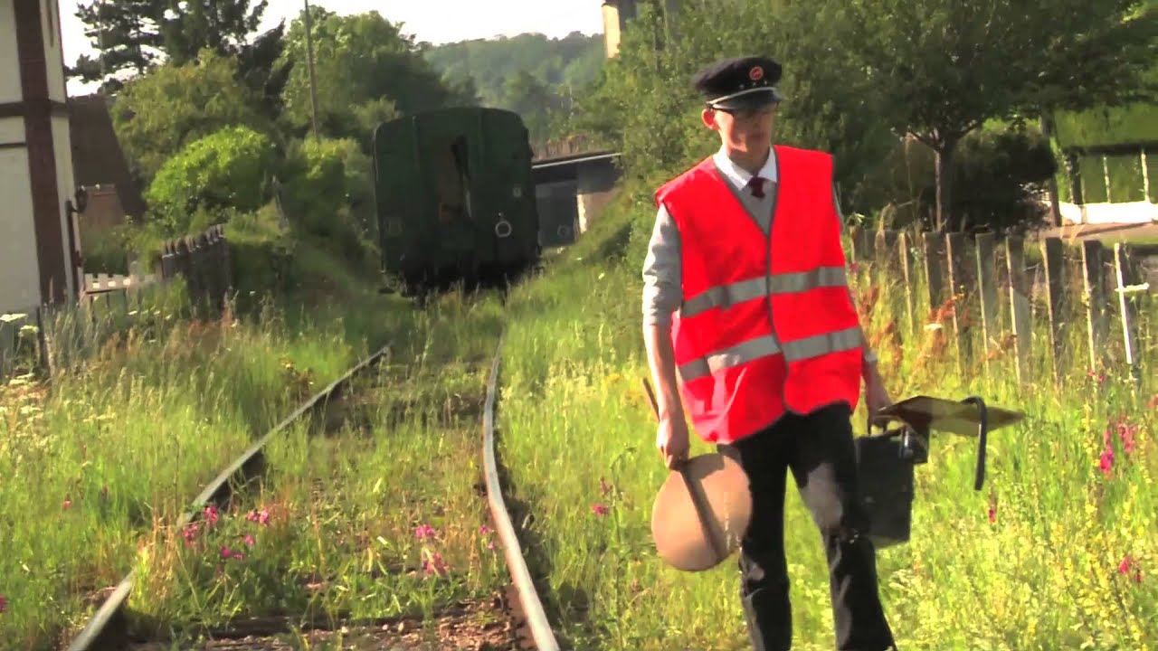 CFVE Le Chemin de Fer de la Vallée de l'Eure (documentaire) YouTube CFVE Le Chemin de Fer de la Vallée de l'Eure (documentaire) YouTube