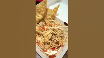 Lebih pedas lv.4 yg hompimpa daripada gacoan 🫨 #miegacoan #gacoan #noodles #food