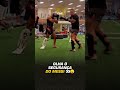 Pega o treino do segurança do Messi.
