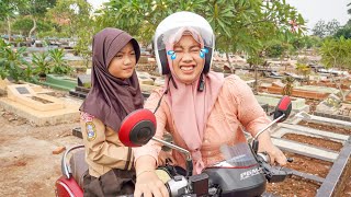 PICK UP SCHOOL MOTORCYCLE MOTORCYCLE BREAKS DOWN IN THE GRAVE 🪦 drama | Salsa and Family