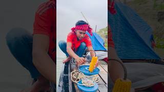 Can Corn Really Catch Saltwater Fish? Testing the World's Cheapest Bait on Deep Sea Giants #shorts