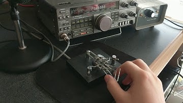 W2THO - CW on Bencher BY-1 through WB4VVF Accu-Keyer into TS-440S