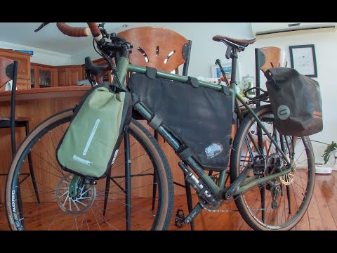 Bikepacking fork bags