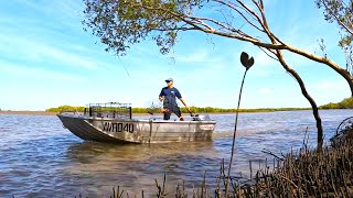 MUD CRAB Pots - Set and Check | CRABBING