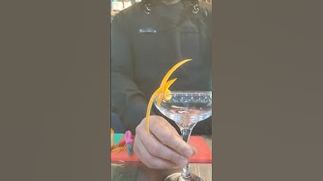 garnish orange peel #garnish #cocktails