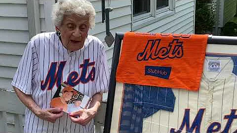 Tom Seavers biggest fan with memories on his tragi...