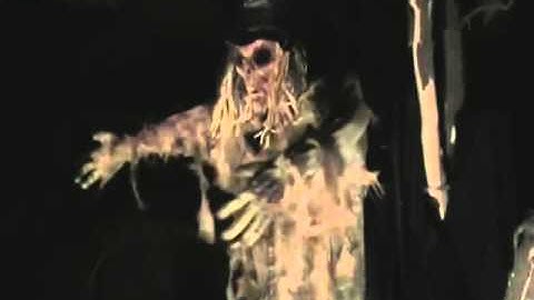 Sinister Scarecrow - Halloween Prop