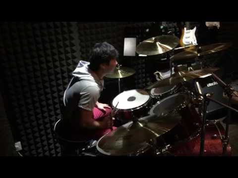 酒紅色的心Drum cover by 金金-側