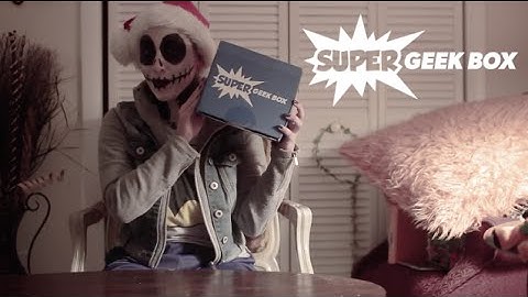 NikkiSiixx Unboxes October