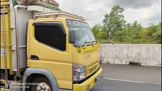 story wa | viral truk sawit oleng tipis² di tol