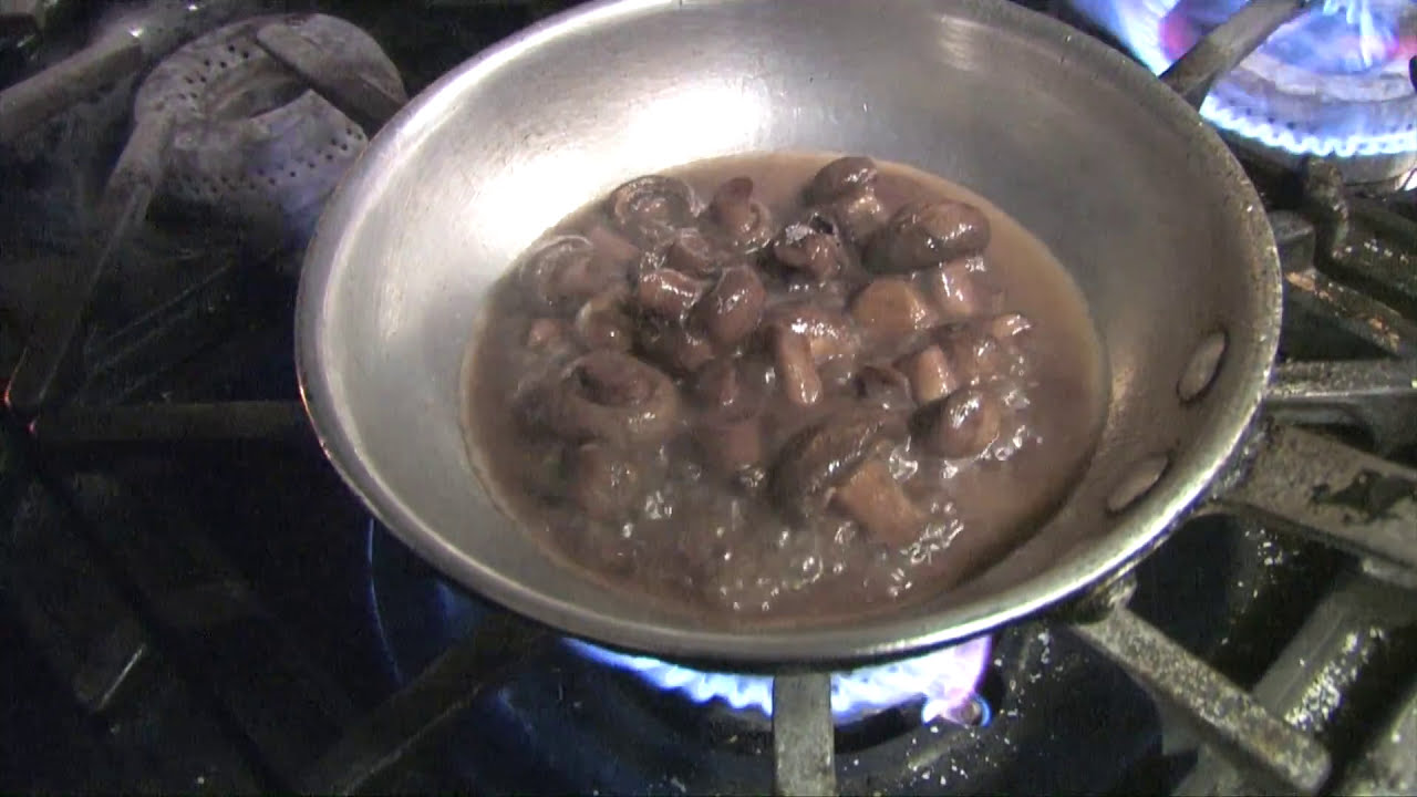 Steak And Ale Burgundy Mushrooms All Mushroom Info