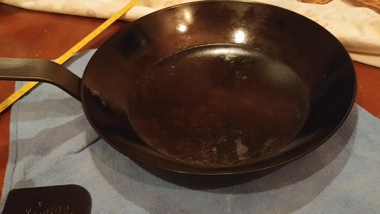 How To Clean A Cast Iron Skillet/Lodge Pan Scraper Review 