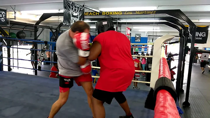 Iron Aja Murray putting in some work