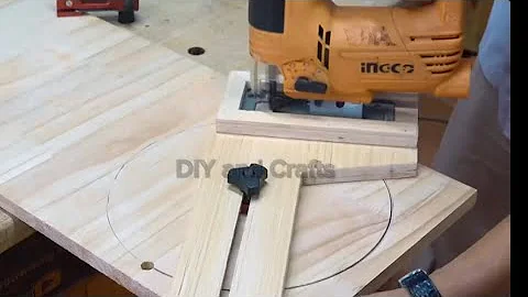 Impressive DIY Jigsaw Circle  Cutting JIG Like you Seen Before. | DIY and CRAFT
