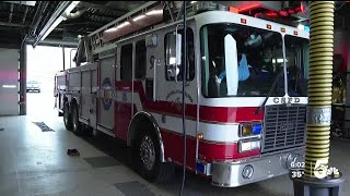 First Responders Prepare To Work Through Incoming Snowstorm First Responders Prepare To Work Through Incoming Snowstorm