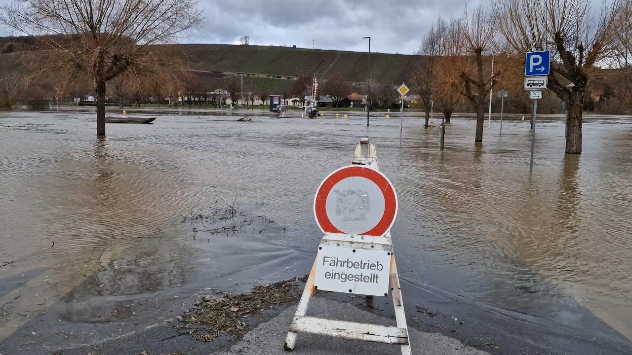 Hochwasser am Main, die Feuerwehr warnt!