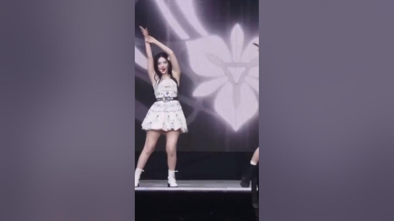 JOY covering Wendy's Cosmic bridge, a disney princess voice ✨️💚 #kpop #shorts #redvelvet JOY covering Wendy's Cosmic bridge, a disney princess voice ✨️💚 #kpop #shorts #redvelvet