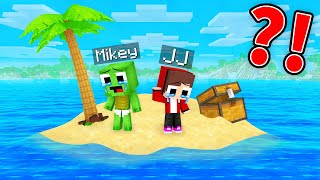 How Baby Mikey and Baby JJ Survived Alone On The Island in Minecraft (Maizen)