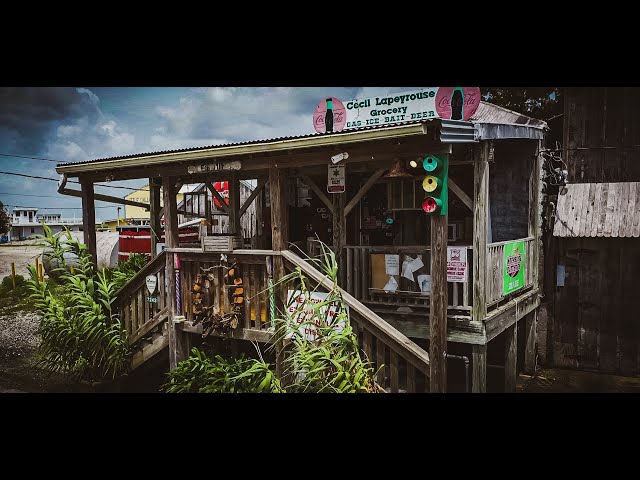 WOW! This Louisiana grocery store is more than 100 years old! 