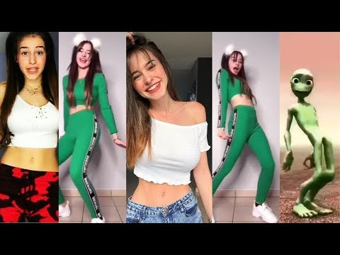 Lea Elui Alien Dance | Dame Tu Cosita