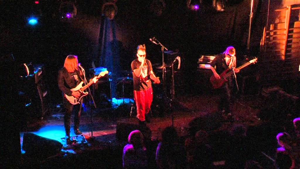 Ailu Valle & Trio Boogiemen - Dussi dusse dussat