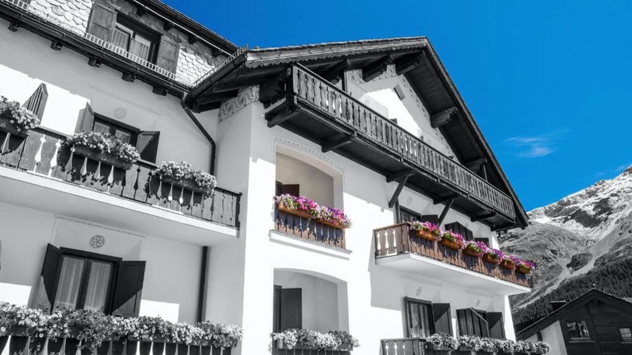 Giardino Bed & Breakfast, Silvaplana, Switzerland | Travel With Geetika