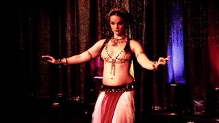 Insanely Epic!!! ~ Sonia Belly Dance (Beats Antique-EGYPTIC) Resimi