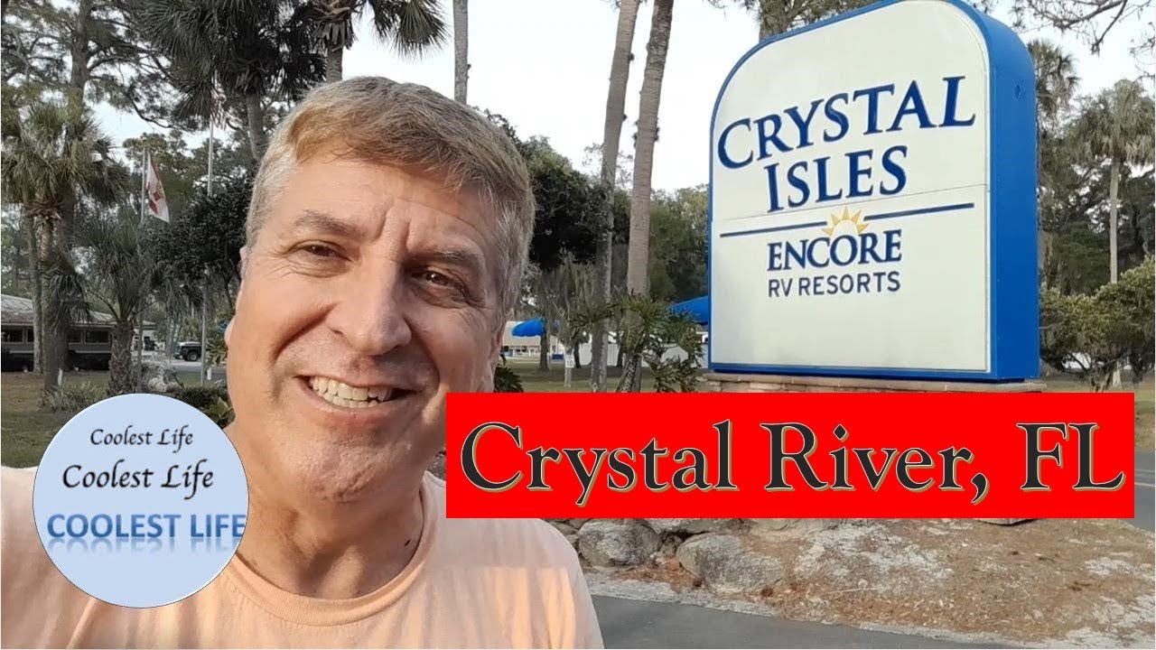 RV Park Crystal Isles Crystal River FL Water Front = Manatees