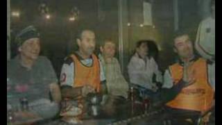 Fako Beni̇m Şarkilarim Batsin Bu Dünya