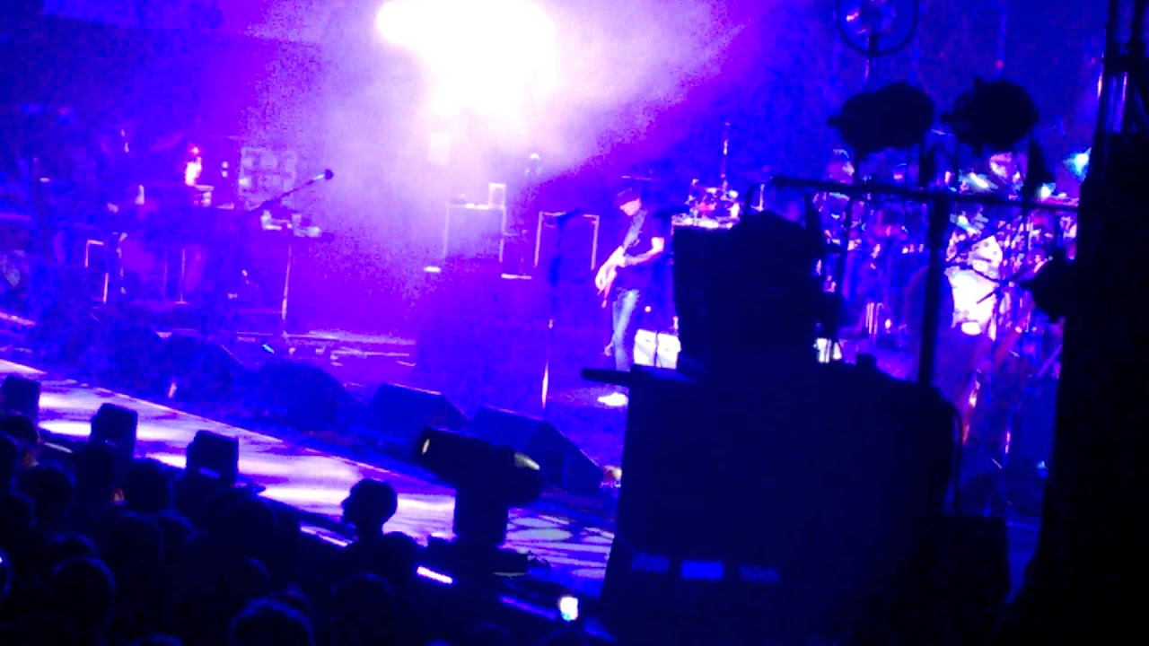 CARLOS SANTANA