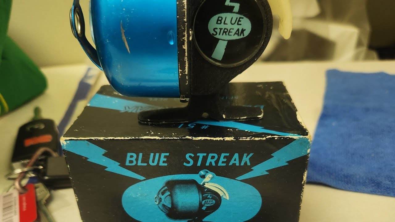 Taico Blue streak spincast reel 