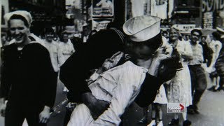 Feminist calls iconic WWII kissing photo sexual assault